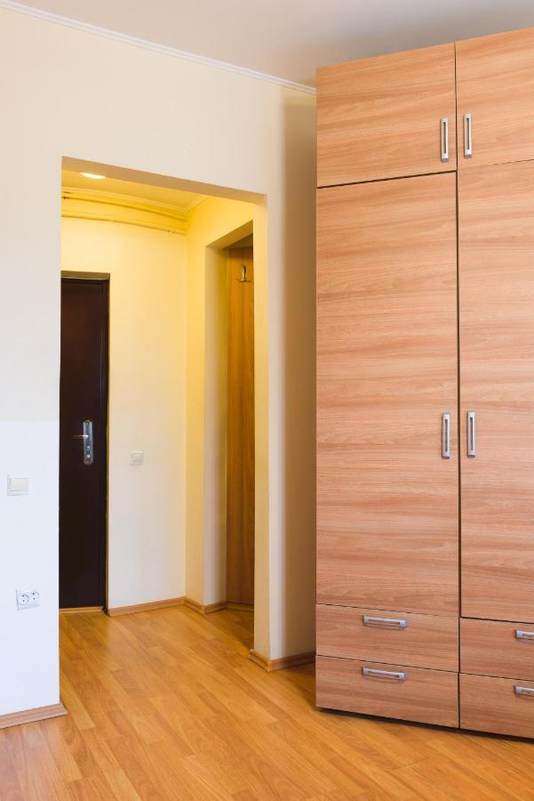 Downtown Studio Apartment Bucharest Luaran gambar